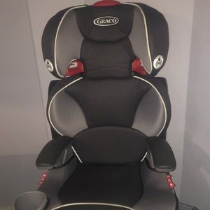 Adjustable booster seat,